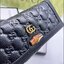 GUCCI LONG WALLET / GUCCI WALLET กระเป๋าสตางค์ใบยาว งานหนังแท้ ผสมผสานความสง่างามและคลาสสิกที่เข้ากับยุคสมัย ด้านหน้าโดดเด่นด้วยซิกเนเจอร์แบรนด์ เป็นอีกหนึ่งรุ่นที่ดาราเชเลปใช้กันเยอะมาก พร้อมส่งที่ไทย ภาพสินค้าถ่ายจากงานขายจริง ใช้งานต่างประเทศได้ค่ะ