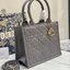 พร้อมส่ง 4 สี Small Dior Book Tote Macrocannage / DIOR TOTE BAG กระเป๋าทรงโท้ท เกรดออริ สลับแท้ 1:1 ใช้ต่างประเทศได้