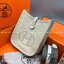 HERMES evelyne mini bag Luxury Bag กระเป๋าสะพายแบรนด์ดัง แบรนด์หรู คลาสสิกตลอดกาล ใช้ได้ทั้งชายหญิง ใบเดียวจบ สวยรวยปัง เกรดท็อปออริจินอล ภาพสินค้าถ่ายจากงานขายจริง ใช้งานต่างประเทศได้