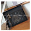 SIZE MINI : Chanel Clutch Bag Gift With Purchase (GWP) กระเป๋าคลัชพร้อมสายคล้องมือพรีเมี่ยมกิ้ฟรุ่นใหม่ล่าสุดจาก Chanel Make up Counter Dutyfree วัสดุหนังคาเวียร์สวยหรูอยู่ทรงประดับโลโก้แบรนด์ด้านหน้า เปิดปิดด้วยซิปสะดวกใช้ห้อยอะไหล่โลโก้แบรนด์สีทองเพิ่มด