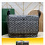 GOYARD Capetien MM Messenger Bag กระเป๋าแมสเซ็นเจอร์ใบใหญ่ ที่สุดของความหรู ตอบโจทย์การใช้งานจุของได้เยอะ เอกสาร แทปเล็ต พร้อมสายสะพาย ใช้งานง่าย ใบจริงสวยงามตามรูปค่ะ