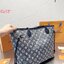 LV Neverfull MM Other Monogram Canvas - Handbags M22921 / LV DENIM TOTE BAG พร้อมส่ง ดีไซน์ใหม่ที่ฮอตที่สุด กระเป๋าใบใหญ่ทรง tote มาพร้อมใบลูก ภายในโล่งกว้าง มีช่องซิปแยกให้ ใบใหญ่ก็ใส่ของได้เยอะมากๆ