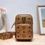 M.C.M MINI TECH CROSSBODY IN VISETOS ใหม่ล่าสุด!! คอลเลคชั่นที่หนุ่มๆต้องประทับใจ กระเป๋าสะพายข้างสุดคูล ตอบโจทย์หนุ่มๆไลฟสไตล์สปอร์ตแมน ให้หนุ่มๆพกพาไปไหนๆได้สะดวก คล่องตัว วัสดุหนังแคนวาสคุณภาพดี ดีไซน์ช่องหลักหนึ่ง ซิปย่อยหนึ่ง แบ่งสัดส่วนทำให้ใช้งานง่