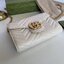 GUCCI Marmont Wallet on chain Leather / GG Marmont Chain Wallet เกรดเทพออริจินอล หนังแท้ งานสวยน่ารักมาก ใส่โทรศัพท์ได้ทุกรุ่น หนังวัวแท้นิ่มมาก ใส่การ์ด ใส่บัตร ได้เยอะมากๆ ฝ่าปิดแบบกระดุมใช้งานง่าย *กระดุมมีโลโก้ Gucci * งานสวยละเอียดยิบย่อยทุกจุด ภาพถ่