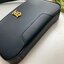 BURBERRY LEATHER SHOULDER BAG VIP GIFT WITH PURCHASE (GWP) พรีเมี่ยมกิ้ฟ Limited Edition ทรงยอดฮิตแห่งปี วัสดุหนังแท้ สวยหรูอยู่ทรงเปิดปิดด้วยซิปยาว(คล้องรางซิปคู่เพื่อเปิดปิด) อะไหล่ทอง ภายในโล่งมีช่องหลัก และช่องใส่บัตรแยกเป็นสัดส่วน สามารถใส่มือถือของใ