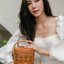M.C.M CYLINDER CROSSBODY IN VISETOS รุ่นยอดฮิตอีกหนึ่ง!! กระเป๋าสะพายข้าง ดีไซน์ทรงกระบอก ให้คุณสนุกไปกับทุกสไตล์การแต่งตัว สวยอยู่ทรง ใส่ของสำคัญได้ครบถ้วน วัสดุหนังแคนวาสคุณภาพดี เปิด-ปิดด้วยซิปรอบ ภายในบุผ้าสลับหนังแท้ เป็นช่องโล่งทำให้เก็บของไว้ได้สะด