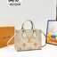 LV OnTheGo PM bag / LV onthego pm bicolor tote bag กระเป๋าทรงโท้ทที่ใครเห็นต้องเป็นคลั่งรัก ยอดฮิต คลาสสิค ผู้ดี หรูหราได้ทุกลุค ทุกสไตล์ มาพร้อมหูจับในตัว คล้องแขนก็ดูแพง หรือจะเกี่ยวสายครอสสะพายก็อัพลุคได้เลย