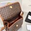 CELINE VINTAGE / CELINE Macadam crossbody bag / CELINE FOLCO BAG IN TRIOMPHE CANVAS กระเป๋าสะพายสไตล์วินเทจ หากใครที่กำลังมองหากระเป๋าสะพายข้าง ขนาดกะทัดรัด และเรียบหรู