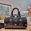 พร้อมส่ง 2 สี 💖💖 M.C.M Aren Boston Bag in Maxi Visetos with nappa leather trim กระเป๋าสะพายข้างบอสตัน คอลเลคชั่นสุดฮอต ดีไซน์โลโก้ใหม่ มีขนาดใหญ่ขึ้น คมชัด รุ่นนี้เป็นยูนิเซ็กส์จะหนุ่มๆหรือสาวๆก็สะพายได้ 💖เกรดออริ 1:1 สลับแท้