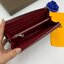 VIP GIFT 】GOYARD round zipper Matignon Long Wallet กระเป๋าสตางค์ซิปรอบใบยาว พร้อมส่ง 6 สี เหมาะกับการใช้งานทุกรูปแบบ นอกจากเพิ่มความมั่นใจแล้ว ยังทำให้ชีวิตของเราง่ายขึ้นอีกด้วย โดยการเปิดปิดแบบซิปรอบ สามารถใส่ธนบัตร เหรียญ บัตรต่างๆได้หลายใบเลยทีเดียว ขน