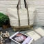 Victoria's Secret Canvas Tote Bag กระเป๋าสะพายวัสดุแคสวาสสีครีม ด้านล่างเป็นกลิตเตอร์ สกรีนชื่อแบรนด์ ฐานกระเป๋าเป็นหนัง ด้านหน้ามีช่องเล็กไว้ใส่ของได้ เปิดปิดด้วยซิป ซับในลายแบรนด์ มีช่องซิปเล็กแยกใส่ของ1ช่อง จุของได้เยอะมาก