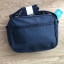 Adidas mini Airline bag กระเป๋าสะพายข้างแนว sport วัสดุด้านหน้าเนื้อ matte ผสมหนังนิ่มค่ะ น้ำหนักเบา ด้านหน้าประดับ ติดโลโก้แบรนด์ เปิดปิด กระเป๋าแบบซิป ภายในโล่ง ใส่ของจุพอประมาณค่ะ มีช่องซิปหนึ่งช่อง ด้านหลังมีอีก 1 ช่องซิป สายสะพายปรับได้ freesize ขนาด