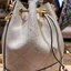 ของแท้ 💯% 】Tory T Monogram Perforated Bucket Bag New collection กระเป๋าถือหรือสะพาย ใหม่ล่าสุด สีขาวงาช้าง งานประณีตมาก วัสดุหนังวัวแท้ ลายฉลุ จะถือหรือสะพายได้หมด