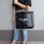 พร้อมส่งความสวยหรู 👠👠 Chanel Shopping Bag With Chain กระเป๋าสะพายใบใหญ่ทรง Shopping Bag Limited Edition พรีเมี่ยมกิ้ฟของแท้นำเข้าจาก Chanel Perfume Counter ของแท้100% (ไม่ใช่งานเลียนแบบ) ใบใหญ่วัสดุ Nylon โปร่ง ♡ ปั้ม CHANEL แบรนด์ส