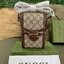 Gucci Horsebit 1955 Phone Bag with Strap กระเป๋าสะพาย กระเป๋าใส่โทรศัพท์ งานแฟชั่นคลาสสิก หนังผสมวัวแท้สีน้ำตาล อะไหล่สวย ดีไซต์สัญลักษณ์วงแหวนตามแบบฉบับ GG มาพร้อมกล่องแบรนด์และสายสะพายยาวที่สามารถปรับระดับได้ พร้อมส่งให้สะพาย สวยๆ กันแล้ววันนี้ ใบนี้ mu