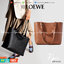 พร้อมส่งความสวย! Super Rare! ห้ามพลาด!✴️ LOEWE HANDLE & SHOULDER BAG VIP GIFT WITH PURCHASE (GWP) กระเป๋าหนังแท้พรีเมี่ยมกิ๊ฟ Limited จาก LOEWE PERFUME DUTYFREE รุ่น Rare items สุดๆวัสดุหนังแท้ Lambskin แบบนิ่มเทคเจอร์สวยดีไซน์สุดหรูคงเอกลักษณ์แบรน