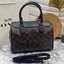 หมอน 9” COACH MINI BENNETT SATCHEL CROSSBODY BAG พร้อมส่ง ทรงฮิตของสาวๆค่ะ!! กระเป๋าถือ//สะพายข้าง จาก coach factory ทรงหมอน วัสดุลายหนังสวย หนังป่องยวบคืนตัวได้ดีมากๆค่ะ ด้านหน้าห้อยพวงแบรนด์ พร้อมมีโลโก้แบรนด์ เปิดปิดกระเป๋าด้วยซิป ภายในกว้าง ใส่กระเป๋า