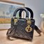SMALL LADY DIOR MY ABCDIOR BAG Black Cannage / CD LADY BAG พร้อมส่ง กระเป๋าสะพายข้างสุดฮอต ดีไซน์เรียบง่าย แต่แฝงไปด้วยความหรูหรา ทรงกล่องคลาสสิค โดดเด่นด้วยพวงกุญแจอะไหล่สีทอง