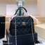 Chanel Trendy CC Handle Flap Bag 10" / Chanel Bag พร้อมส่ง กระเป๋าสะพายสุดคลาสสิคพร้อมมือจับในตัว งานหนังเรียบ อะไหล่ทองสวยมาก มาพร้อมกล่อง อปก ครบเซ็ท รอบนี้จัดราคาพิเศษสุดคุ้มค่ะ
