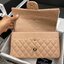 หนังแท้ CHANEL Classic Caviar 25cm กระเป๋าสะพายคลาสสิก หนังแกะและโลหะสีทอง ภาพสินค้าถ่ายจากงานขายจริง ใช้งานต่างประเทศได้
