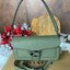 COACH TABBY SHOULDER BAG 26 ((73995)) พัฒนามากจากกระเป๋า Coach รุ่นดังยุค 1970 ทำจากผ้า Canvas เคลือบลายซิกเนเจอร์ หนังลายกรวดและหนังกลับ ด้วยวัสดุคลาสสิค มากับสายที่ถอดได้ถึง 2 สาย ไม่ว่าจะเป็นสายหิ้วหรือสายสะพาย หนังลายกรวดและหนังลูกวัวแบบเนื้อละเอียด แ