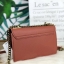 CHARLES & KEITH METAL PUSH LOCK CROSSBODY BAG รุ่นฮิตขายดีมีมาพร้อมส่งแล้วจ้า กับกระเ๋าสะพายไซส์น่ารัก วางอยู่ทรง เปิดปิดด้วย ตัวล็อกด้านหน้า ด้านในแบ่งเป็น 2 ช่องมีช่องซิปตรงกลาง จุของได้เยอะพอควรเลยค่ะ ใส่ iPhone plus ได้สบายๆ และของจุกจิกที่จำเป็น รุ่น