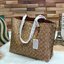 COACH MOLLIE TOTE IN SIGNATURE CANVAS ((1665)) พร้อมส่งอีกครั้ง ห้ามพลาดค่า! กระเป๋าหิ้ว//คล้องไหล่ ใบใหญ่ ทรงTote หนังแท้นิ่มอย่างดีค่ะ ภายในแบ่ง2ช่องใหญ่ สามารถใส่ A4ได้เลย ช่องกว้างมากๆ มีช่องกระเป๋าซิปกลางให้ใส่ของอีกช่องนะคะ