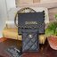 CHANEL Caviar Quilted Card Holder On Chain สายคล้องคอใส่บัตรรุ่นนี้การออกแบบเรียบง่ายแต่ดูแพงใส่การ์ดได้ทั้งด้านหน้า ด้านหลัง ตรงกลางมีช่องเพิ่มให้อีก1ช่อง ด้านหน้าประดับโลโก้ชาแนล ลายหนังคาเวียร์ ดูดีมีซิกเนเจอร์สุดๆ ใช้แล้วมีเอกลักษณ์ มาพร้อมกับสายโซ่ร้
