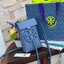 TORY BURCH MILLER METAL PHONE CROSSBODY อีกหนึ่งกระเป๋าใส่มือถือรุ่นฮิตที่เชื่อว่าหลาย ๆ คนต้องเคยเห็นผ่าน ๆ ตามาอย่างแน่นอน กับแบรนด์ Tory Burch ดีไซน์กระเป๋าทรงฝาพับแม่เหล็กใช้งานง่าย มาพร้อมดีเทล Logo สีเดียวกับเฉดสีของกระเป๋า แต่ยังมีความน่ารักด้วยทรง