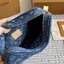 LV Croissant MM Monogram Denim Bag Washed Blue กระเป๋าทรงโค้งมนคล้ายครัวซองต์ สวยชิคฉ่ำก่อนใคร ด้วยดีไซน์สุดเก๋แบบทำถึง เพิ่มดีเทลน่าใช้ด้วยใบลูก ที่แยกออกมาใช้ได้