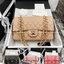 หนังแท้ CHANEL Classic Caviar 25cm กระเป๋าสะพายคลาสสิก หนังแกะและโลหะสีทอง ภาพสินค้าถ่ายจากงานขายจริง ใช้งานต่างประเทศได้