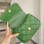 Tory Burch Willa Mini Top Handle Bag พร้อมส่งที่ไทย ใบจริงคือสวยสุดดไปเลยค่าา! กระเป๋าสะพายข้างหรือหิ้วก็เก๋ไปอีกเลยค่ะ! หนังแท้อย่างดี ลายนวมนิ่มมือดีมากค่ะ ด้านหน้ามีอะไหล่โลโก้แบรนด์ เปิดปิดกระเป๋าแบบกระดุมแม่เหล็ก ภายในสามารถใส่กระเป๋าเงินใบกลางได้;มื