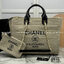 ORI หนังแท้ | Chanel Deauville Tote Bag กระเป๋าสะพายทรงโท้ทช้อปปิ้ง ใบใหญ่ ภายในโล่งกว้าง จุของได้เยอะ