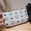 M.C.M AREN CROSSBODY POUCH TRIO in Visetos Original รีรันรุ่นสวยปังเกินต้าน กับไอเท็มที่ยูทูปเบอร์ต่างก็รีวิวให้คะแนนกันล้นๆ กระเป๋าสะพายข้างสุดชิค ดีไซน์ไม่เหมือนใคร 3 ใบ 3 สี!!