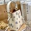 รุ่นฮิต รุ่นขายดี รุ่นที่สาวๆต้องมีค่ะ!! COACH SMALL TOWN BUCKET WITH DANDELION PRINT ((2310)) พร้อมส่งที่ไทยอีกครั้ง ห้ามพลาดค๊าาา😘 กระเป๋าทรงถัง หนังแท้ลายหนังสวยนิ่มอย่างดีค่ะ!