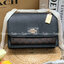 พร้อมส่งถึง8สี ห้ามพลาดค่ะ! COACH KLARE CROSSBODY BAG ((91019//91174//90400//1424//90635)) พร้อมส่งที่ไทย กระเป๋าสะพายครอสบอดี้ร์หรือสามารถทบเป็นสายคู่คล้องไหล่ได้ด้วยค่ะ หนังแท้ แต่ละสีทำลายหนังได้สวยงามแตกต่างกันออกไปนะคะ ✔️ห้อยด้วยป้ายแบรนด์แบบโ