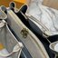 LV Bella Tote Flight Mode กระเป๋าทรงโท้ทใบใหญ่ รุ่นใหม่สีสวยละมุนมาก ต้อนรับลมหนาว สวยงามลงตัวอย่างสง่างาม หรูหราที่สุด ดีไซน์โดดเด่นด้วยการไล่เฉดสีแบบใหม่ ฉลุลาย Degradé Monogram
