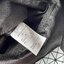 ORI 🥂 Baobao Issey Miyake Cart geometric tote bag / Miyake Cart Tote Bag รูปทรงที่สร้างขึ้นโดยบังเอิญ' เสื้อผ้าที่มีโครงสร้างและได้รับการออกแบบทางวิศวกรรมอันเป็นเอกลักษณ์ของแบรนด์ ส่งต่อไปยังเครื่องประดับที่น่าประทับใจและไร้กาลเวลาเหล่านี้ กร