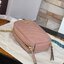 OUTTLET 】Tory burch kira chevron n/s crossbody bag กระเป๋าสำหรับใส่มือถือหรือของจุกจิกต่างๆ ได้กลายมาเป็นแฟชั่นสุดร้อนแรงแห่งปี คอลเลคชั่นนี้ออกมาเพื่อเอาใจสาวๆโดยเฉพาะ สีสันสุภาพเพื่อให้แมทช์กับสีสันของเสื้อผ้า ได้ง่าย ภายในยังสามารถแบ่งสันปันส่วนไว้สำหร