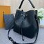 ORI หนังแท้ | LV NeoNoe MM Bucket bag Monogram Flower กระเป๋าสะพายทรงบัคเก็ต ลาย Monogram Flower โดดเด่นเพิ่มสไตล์ มีเสน่ห์ชวนหลงใหล