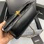 หนังแท้ VIP GIFT CHANEL CLASSIC CROSSBODY CHAIN IN BLACK BAG งานหนังแกะสีดำสุดคลาสสิก เรียบหรู มีกิมมิกน่ารักๆ หนังฟูทุกช่องสวยมากๆ อะไหล่สีทอง สวยสุดๆ เลยค่ะ