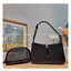 YSL le 5 À 7 in shiny leather bag กระเป๋าสะพายไหล่ตัวแม่ คลาสสิค ดีเทลหรู สวยครบทุกมุม ตอบโจทย์สาวๆทุกไลฟ์สไตล์