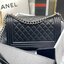 หนังแท้ CHANEL BOY 10" หนังเรียบ อะไหล่เงิน/ทอง พร้อมส่งที่ไทย หนังลูกวัวแท้ อะไหล่โลหะสีรูทีเนียม สวยคลาสสิกทุกยุคสมัย เกรดออริจินอล 1:1 ภาพสินค้าถ่ายจากงานขายจริง ใช้งานต่างประเทศได้
