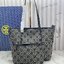 ORI หนังแท้ | Tory Burch T Monogram zip tote bag กระเป๋าทรงโท้ทใบใหญ่ทรงกว้างพร้อมใบเล็กเข้าเซ็ท ดีไซน์สายหนังแต่งคาดหน้า ตัวงานผ้าแจ็คการ์ดตัดขอบหนัง เดอะเบสท์ เซลเลอร์!!