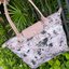 Longchamp LE PLIAGE PRINTEMPS/ÉTÉ 2021 SHOULDER BAG L คอลเลคชั่นใหม่ในตระกูล เลอ ปลิยาจ ที่สร้างความสะดุดตา และมีความพิเศษอยู่ที่การใช้สีพื้นโทนธรรมชาติ ต้อนรับฤดูใบไม้ผลิ