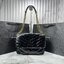 medium YSL Niki shoulder bag 11" กระเป๋าสะพายทรงคลาสสิค รุ่นยอดนิยมของแบรนด์ที่ใครๆก็ต้องมีใช้ ดีไซน์เรียบหรู