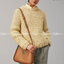 Tory Burch Miller Small Classic Shoulder Bag กระเป๋าที่เป็นได้มากกว่ากระเป๋าสะพายไหล่ โดยทางแบรนด์มีการออกแบบที่การต่อสายให้มาในลุคช์สะพายข้างได้ เป็นเอกลักษณ์ไม่ซ้ำใคร รูปทรงคลาสสิค เปิดปิดด้วยแม่เหล็กเพิ่มความปลอดภัย วัสดุหนังวัวแท้นุ่มต่อผิวสัมผัส มาคู