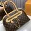 TOP ORI หนังแท้ | LV Ever More PM Monogram canvas กระเป๋าสะพายดีไซน์วินเทจ หูจับในตัว สวยหรู คลาสสิคตลอดกาล