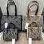 Tory Burch Small T Monogram Tote / TORY BURCH Shopper Tote Bag 32cm ใบใหญ่ กระเป๋าทรงโท้ท รุ่นใหม่ Square Tote ตกแต่งขอบด้วยหนังหรู มาพร้อมช่องเก็บของที่จุของได้มากมาย และสายจับกระเป๋าที่สามารถสะพายขึ้นไหล่ เหมาะสำหรับการใช้งานหลากหลายรูปแบบ รังสรรค์ลงบนก