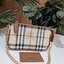 BURBERRY FRAGRANCES CLUTH BAG VIP GIFT WITH PURCHASE (GWP) คลัชพรีเมี่ยมกิ๊ฟ Limited Edition รุ่นหายาก จาก BURBERRY FRAGRANCES COUNTER หนังลาย Vintage Signature สุดคลาสสิค มาพร้อมสายโซ่คล้องมืออะไหล่ทอง เปิดปิดด้วยซิปสะดวกใช้ สามารถใส่มือถือ เงิน บัตรเครด